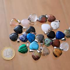 35: Natural stone heart pendants